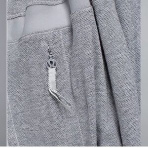 Lululemon Sun Salutation Circle Scarf